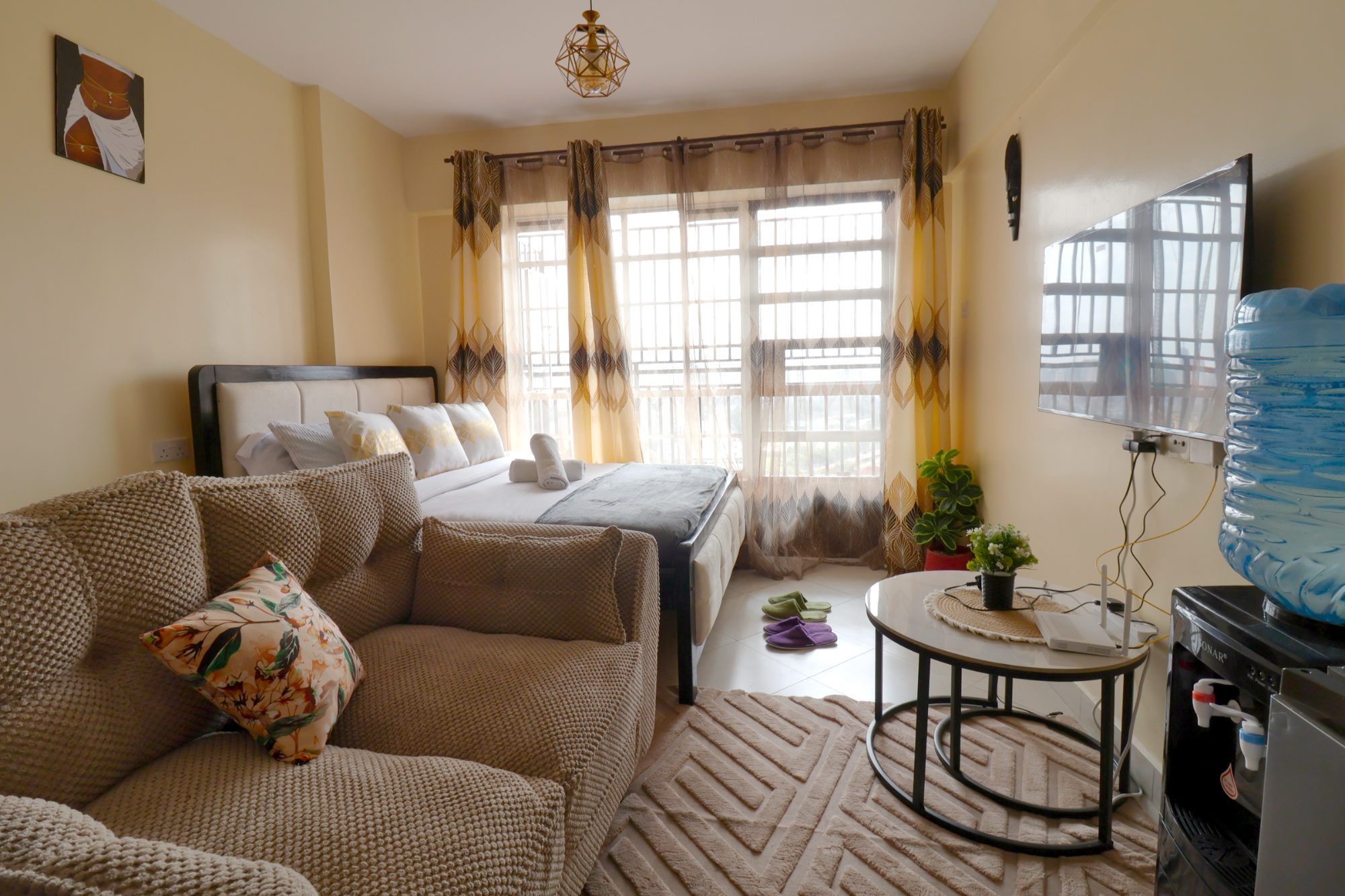 Studio Apartment