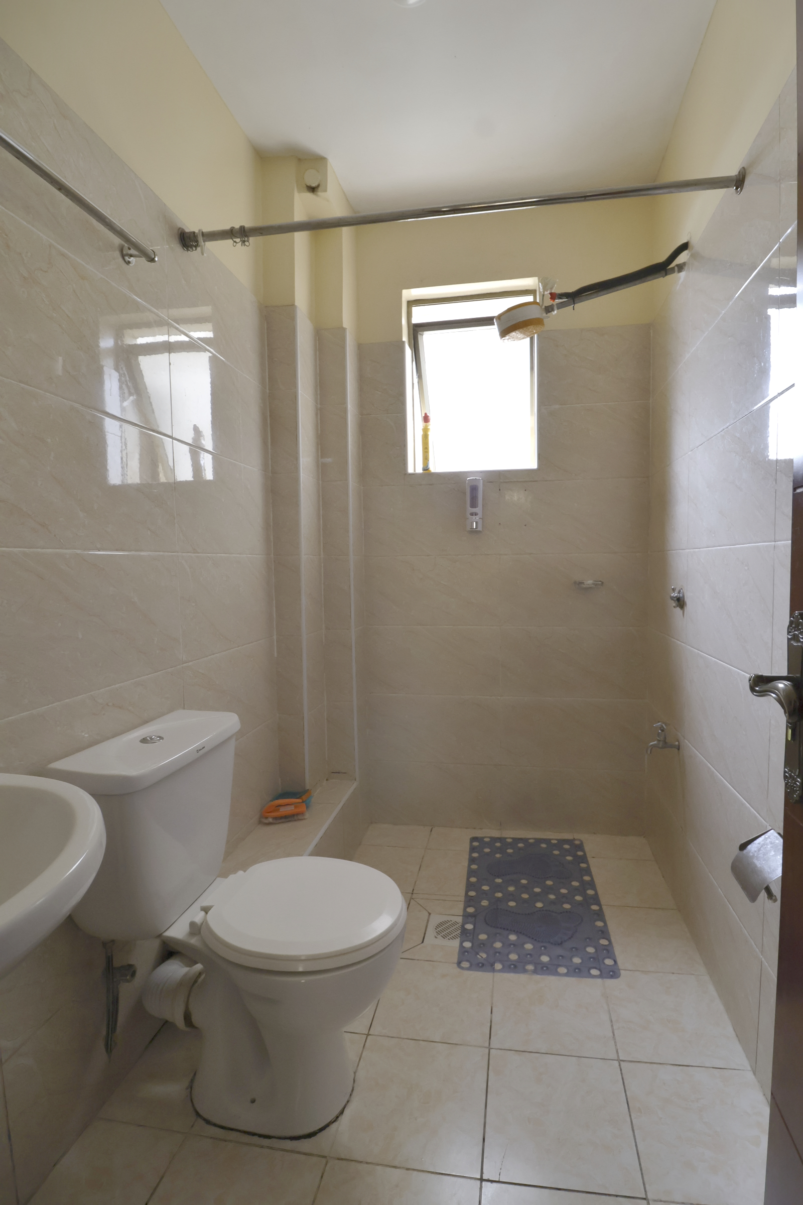 Studio Apartment - IMG_6042.jpg