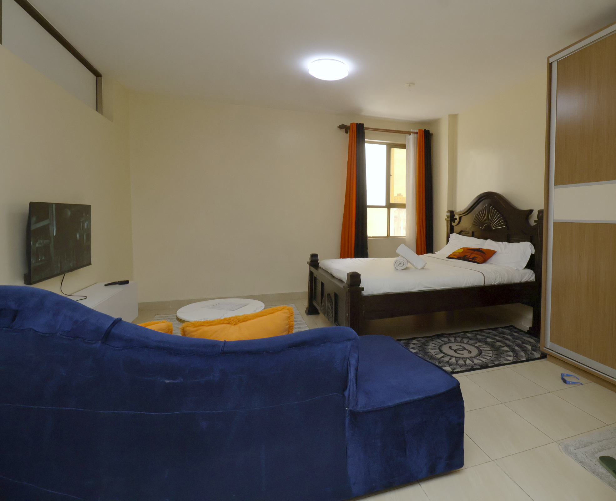 Studio Apartment - IMG_6048.jpg