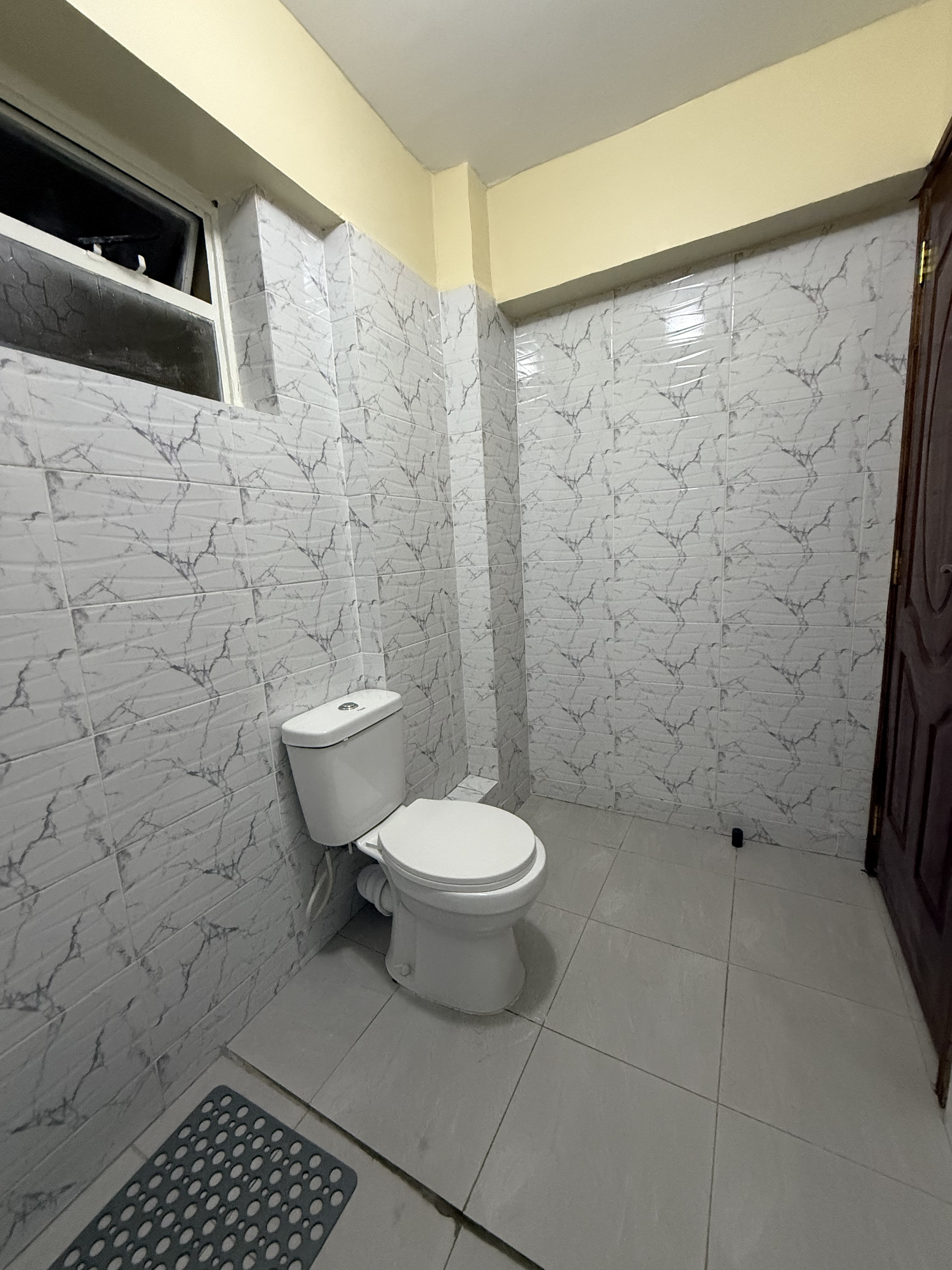 1 Bedroom Apartment - IMG_6632.jpg