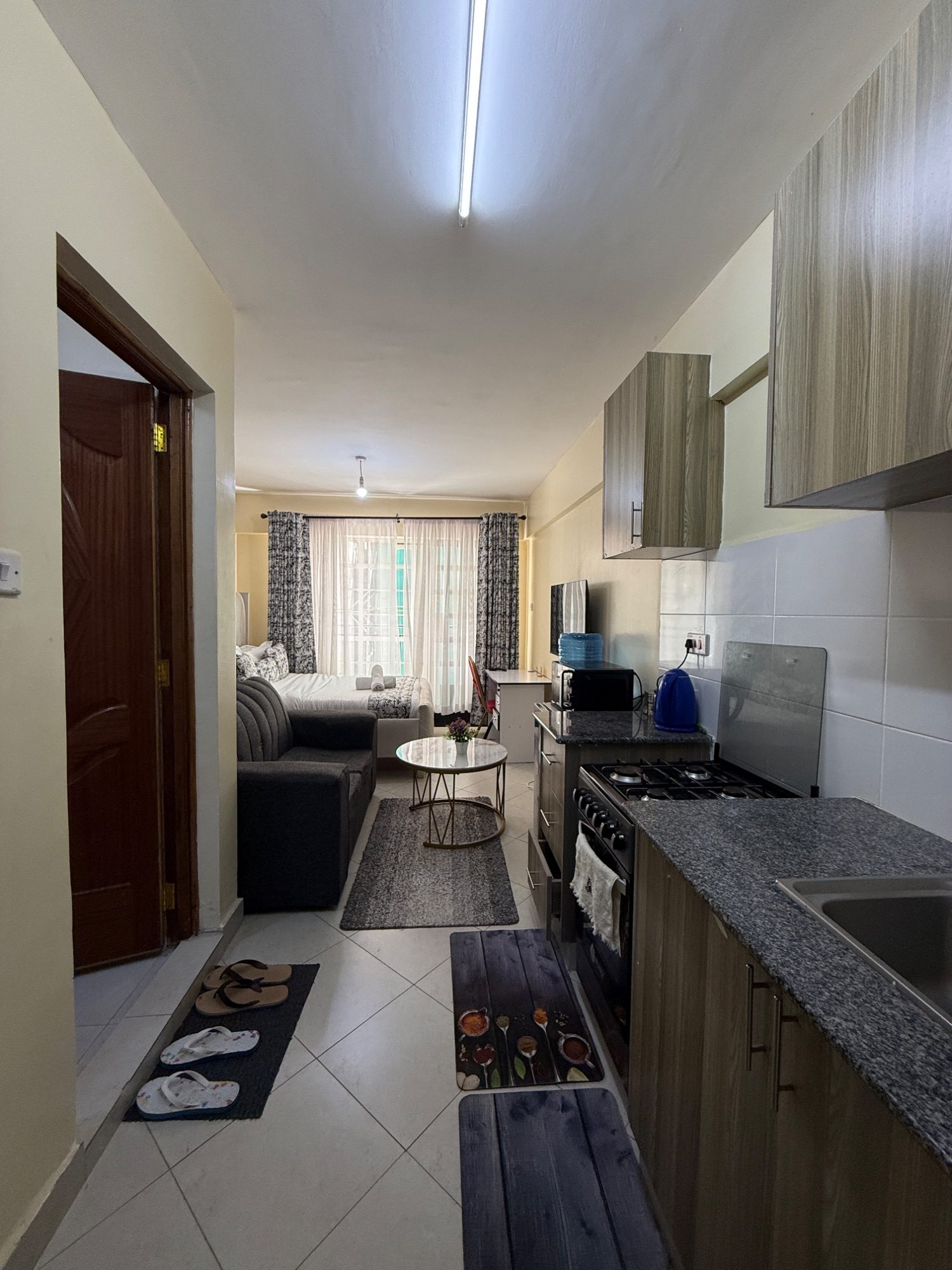 Studio Apartment - IMG_9052.jpg