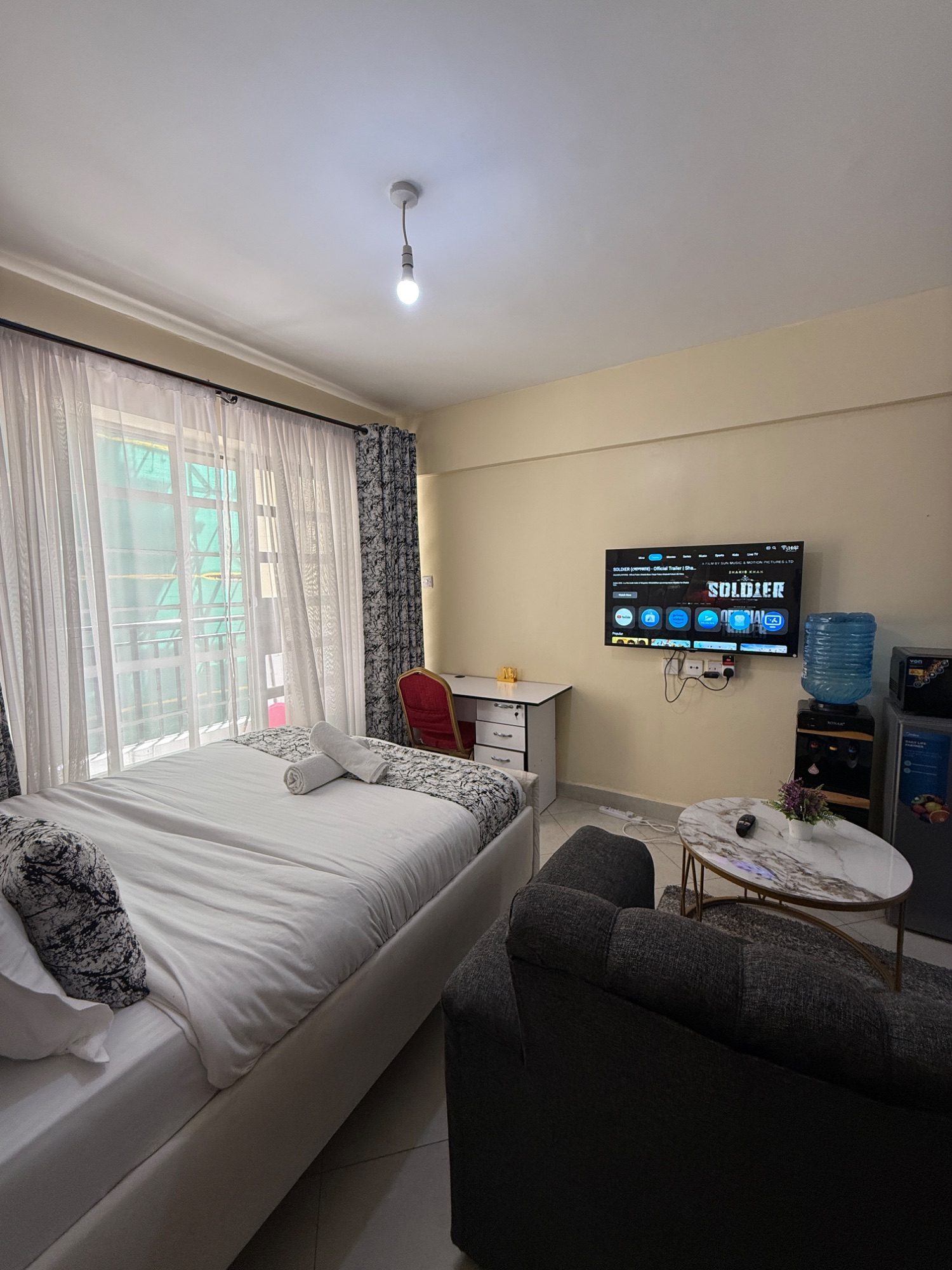 Studio Apartment - IMG_9058.jpg